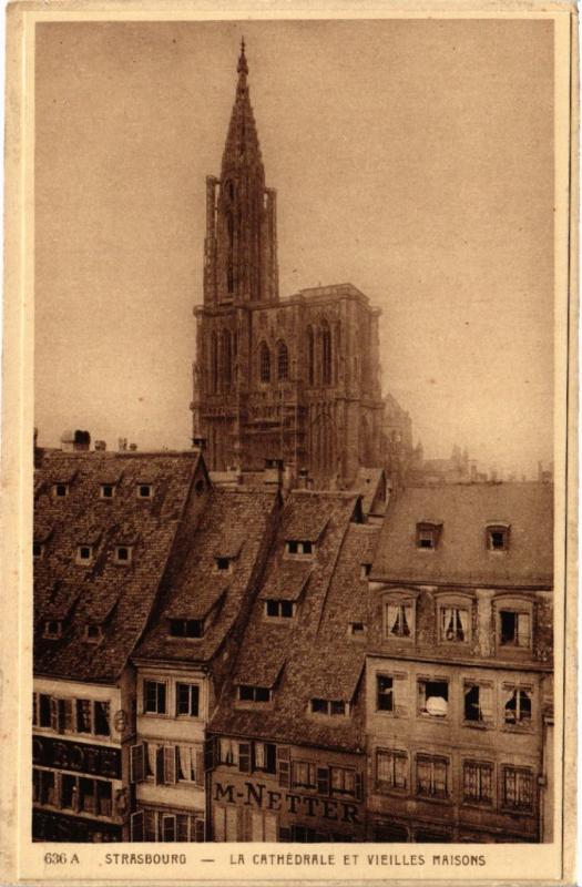 CPA AK STRASBOURG - La Cathedrale et Vieille Maisons (474494)