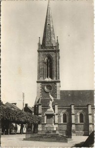 CPA BRÉHAL L'Église Le Monument aux Morts (152776)