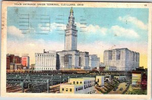 Postcard TRAIN STATION SCENE Cleveland Ohio OH AK4536