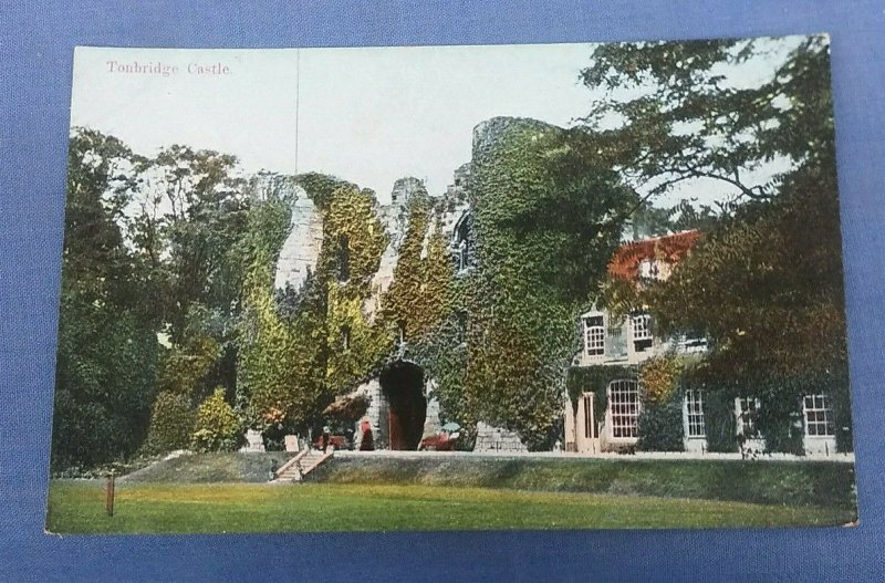 Vintage  Postcard Tonbridge Castle Kent   F1E