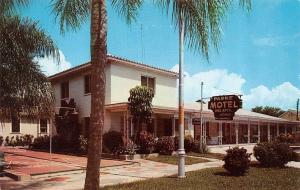 ST PETERSBURG, FL Florida   PARKE MOTEL & APARTMENTS  Roadside  c1950's Postcard