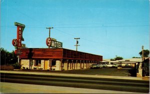 PC Blackstone Motel 5577 N. Blackstone Ave Yosemite Highway Fresno California