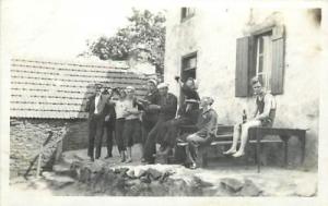 WWI 1919 PHOTO- VERSAILLE PEACE CONFERENCE-SAILORS DRINKI...