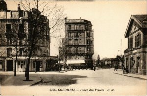 CPA COLOMBES - Place des Vallées (987025)