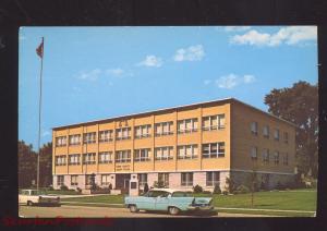 STURGEON BAY WISCONSIN DOOR COUNTY COURT HOUSE VINTAGE POSTCARD OLD CARS