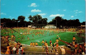 Municipal Swimming Pool, Wichita KS Vintage Postcard Q48