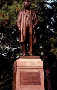 Missouri Hannibal Riverview Park Mark Twain Statue