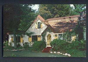 Wolfboro,New Hampshire/NH Postcard,Allen A Resort Building