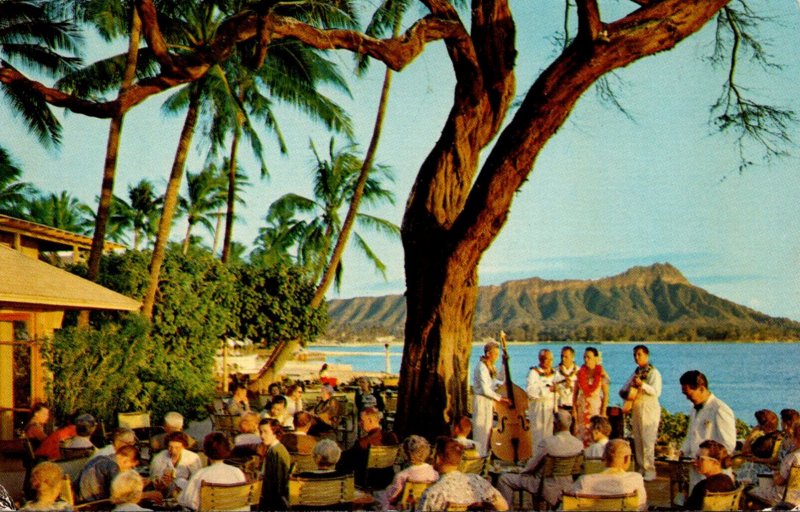 Hawaii Waikiki Beach Diamond Head Terrace Of The Halekulani Hotel