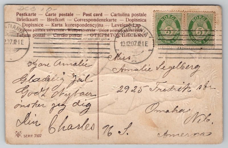 Christmas Victorian Children With Mistletoe Postcards I45