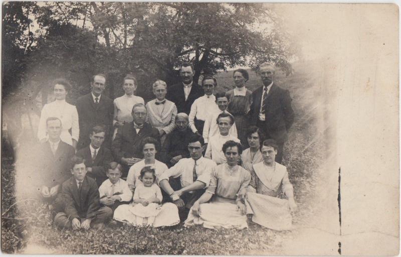 Ohio Real Photo RPPC Postcard 1913 ZANESVILLE Family Photo / HipPostcard