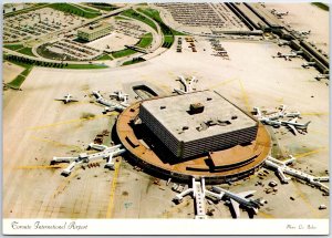 VINTAGE CONTINENTAL SIZED POSTCARD TORONTO INTERNATIONAL AIRPORT c. EARLY 1970s