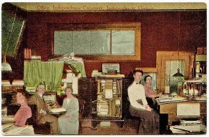 Independence OR Independence Creamery Office with Workers Postcard