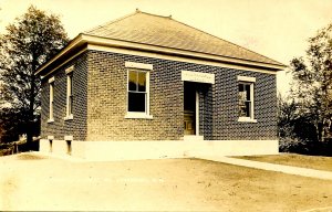 NH - Lyndeboro. J.A. Tarbell Library  *RPPC