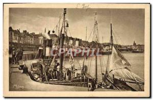 Old Postcard Boat Dieppe L & # 39avant trawlers port and ships near the ferry...