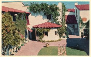 Vintage Postcard El Paseo Quaint Shops Wares Patio Santa Barbara California CA