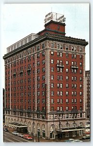 1950s INDIANAPOLIS IN HOTEL SEVERIN AREAL VIEW OLD CARS  POSTCARD P2067