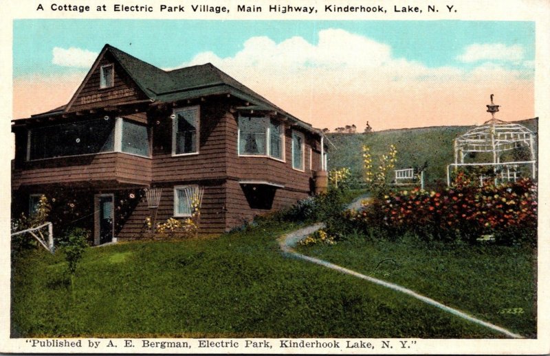 New York Kinderhook Lake A Cottage At Electric Park Village