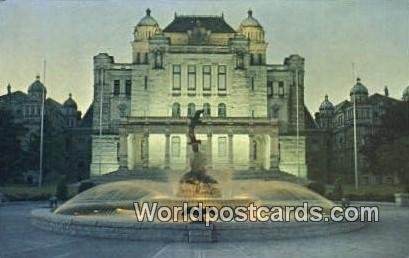 Parliament Buildings & Centennial Fountain Victoria British Columbia, Canada ...