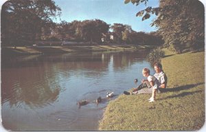 USA Feeding The Ducks East Hampton Long Island New York Chrome Postcard 09.41