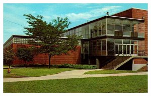 Postcard SCHOOL SCENE Galesburg Illinois IL AT4705