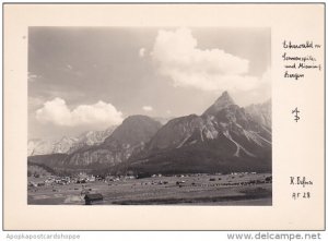 Austria Ehrwald mit Sonnenspitze und Miessing Bergen Photo