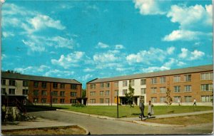 Postcard OH Toledo University New Men's Dormitores Nash & White Halls 1950s J9