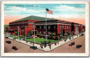 Vtg Milwaukee Wisconsin WI The Auditorium 1930s Old View Postcard