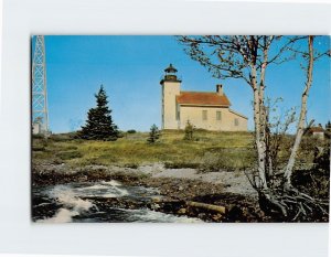 Postcard The Copper Harbor Light, Copper Harbor, Michigan