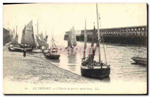 Old Postcard Fishing boat Treport L & # 39entree the harbor at low tide