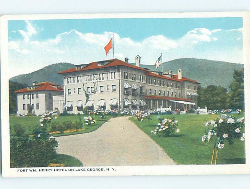 W-Border HOTEL SCENE Adirondacks - Lake George New York NY H0269