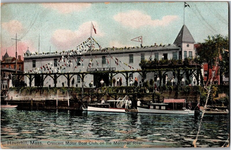 Crescent Motor Boat Club on Merrimac River, Haverhill MA Vintage Postcard T26