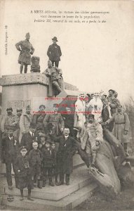 France, Metz, Crowd around the Destruction of a German Statue, Bergeret No 52