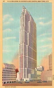 New York City NY, RCA Building Rockefeller Center Landmark Vintage Postcard
