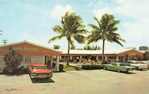 Hollywood FL Adobe Hacienda Swimming Pool Old Cars Postcard