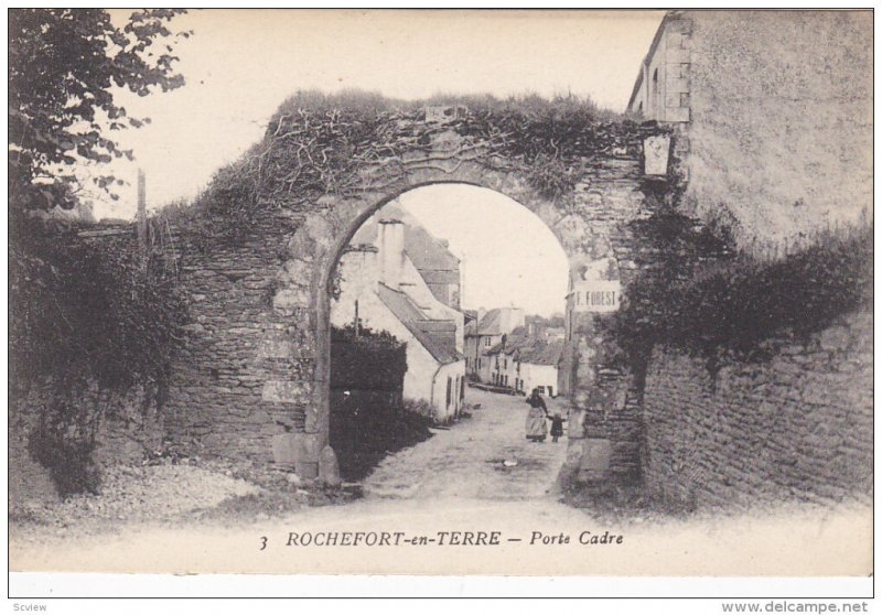 ROCHEFORT-en-TERRE , France , 00-10s : Porte Cadre