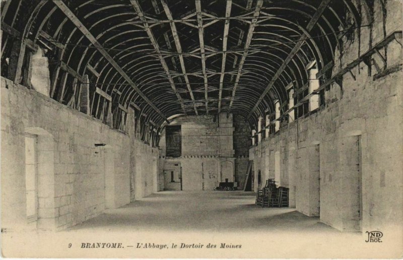 CPM Brantome- L'Abbaye ,Le Dortoir des Moines FRANCE (1073138)