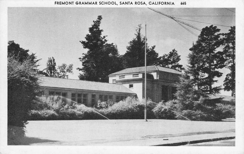 SANTA ROSA, CA Fremont Grammar School ca 1940s Vintage Postcard