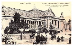 France Paris Grand Palais des Champs Elysees , antique cars