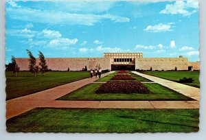 Museum Of Natural History, Regina, Saskatchewan, Chrome Postcard