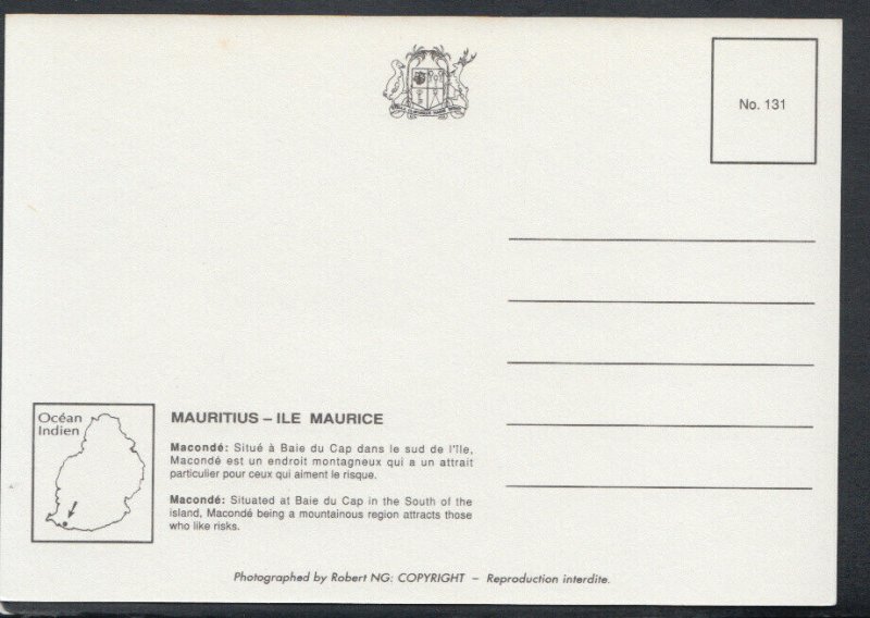 Mauritius Postcard - Maconde, Situated at Baie Du Cap     T4162