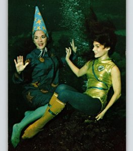 Weeki Wachee Mermaids Florida Chrome Postcard Ladies Underwater Wizard Hat Retro
