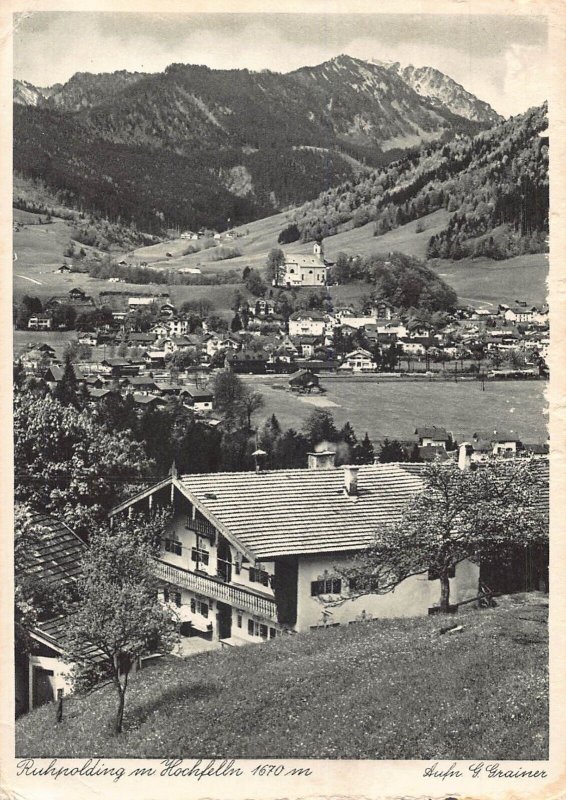 A083 Germany Ruhpolding m Hochfelln Houses vintage postcard
