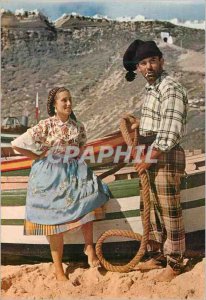 Postcard Modern 9 nazare portugal lovers