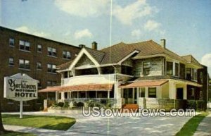 Yorktown Motorist Hotel - Lakewood, Ohio