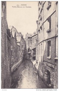 ROUEN, Basse-Normandie, France; Vielles Maisons sur l'Aubette, 00-10s