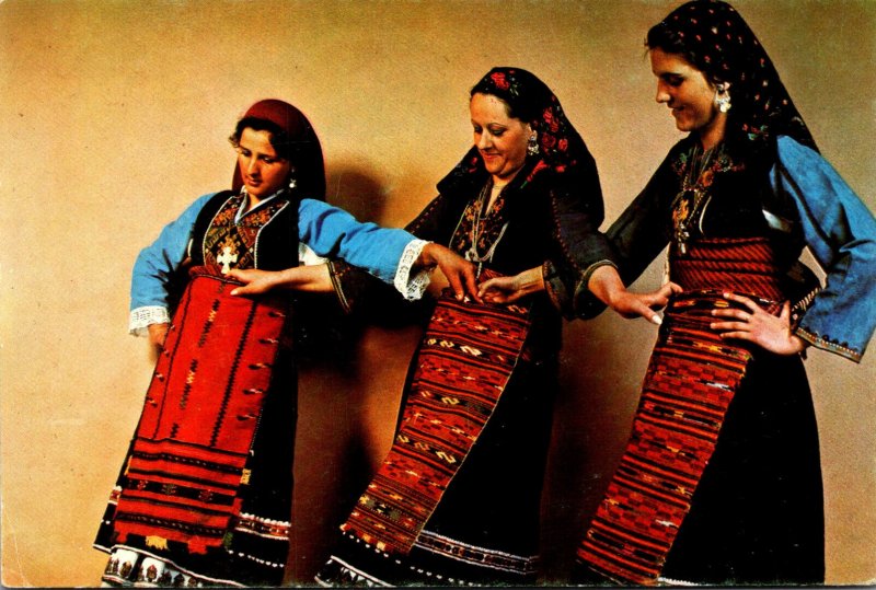 Greece Pyrsos Naoussa Local In Traditional Costume
