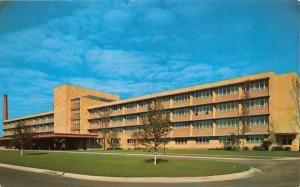 ROCKFORD ILLINOIS NEW MEMORIAL HOSPITAL~BUILT WITH CONTRIBUTIONS POSTCARD 1963