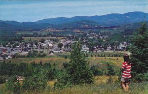 Canada Vue de St Jovite dans les Laurentides Quebec