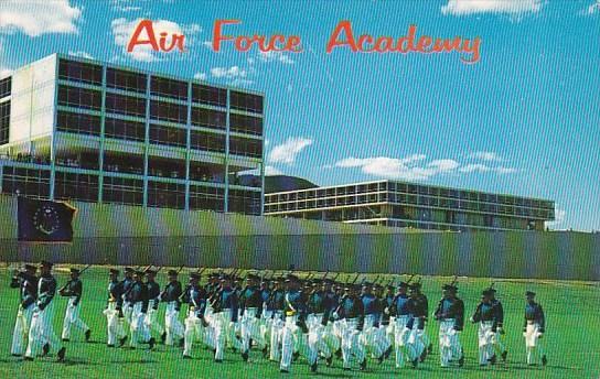 Colorado Springs Cadets On Parade U S Air Force Academy